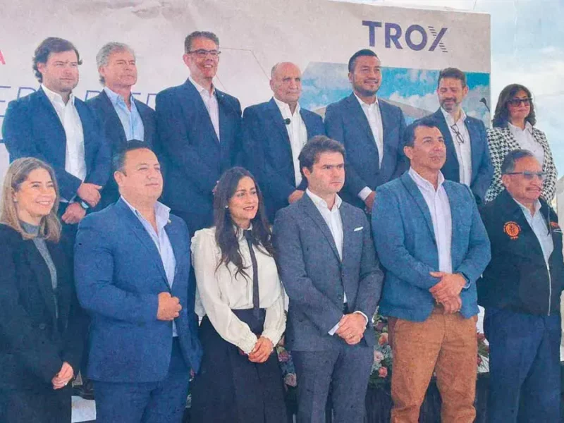 Roberto Solís encabeza colocación de primera piedra de la ampliación de empresa TROX en Huejotzingo 