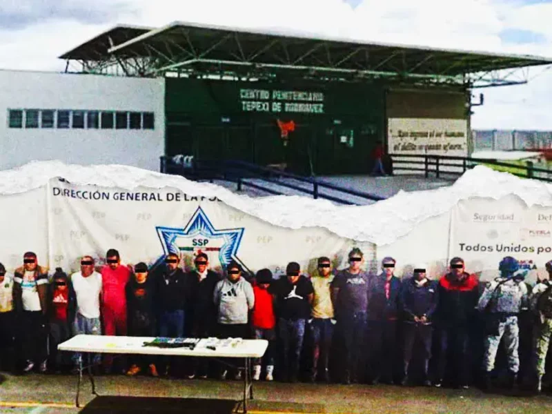 Trasladan a 16 miembros de la Familia Michoacana al penal de Tepexi, Puebla