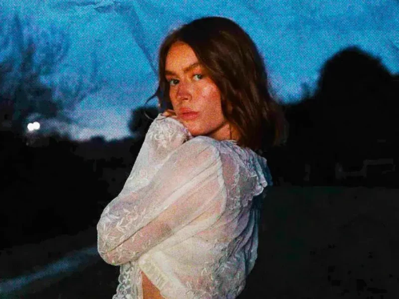 Ivanna debuta en la música con “Mis Ventanas”, un EP íntimo y emocional