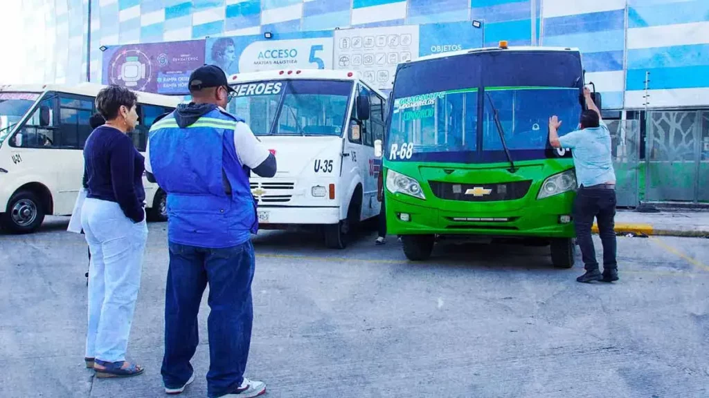 Concluye Revista Vehicular en Puebla; SMT inicia entrega de hologramas al transporte público