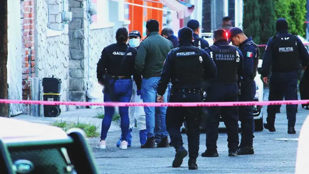 Enfrentamiento entre grupos criminales deja tres muertos y varios heridos en Puebla