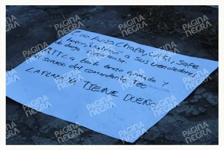 Ataque armado en anexo de Puebla deja un muerto y un herido; delincuentes colocan narcomensaje