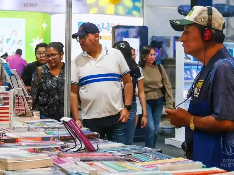 BUAP rompe récord de asistencia con Fenali 2026; autores reúnen más de 80 mil visitantes