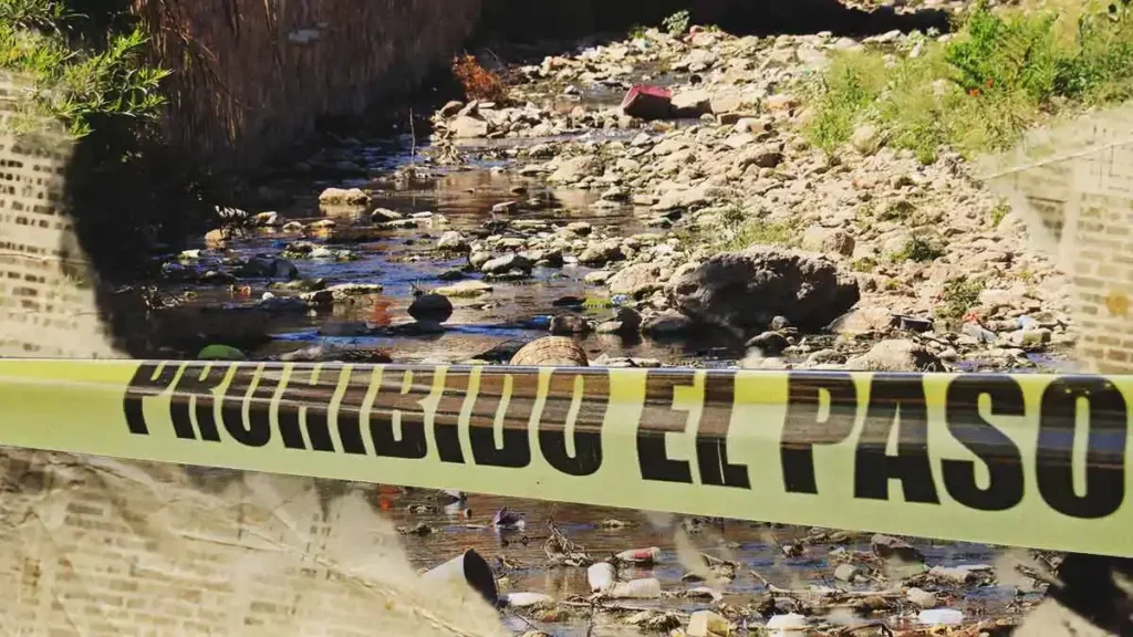 Encuentran cadáver de un hombre en tuberías de aguas negras de la Romero Vargas, Puebla