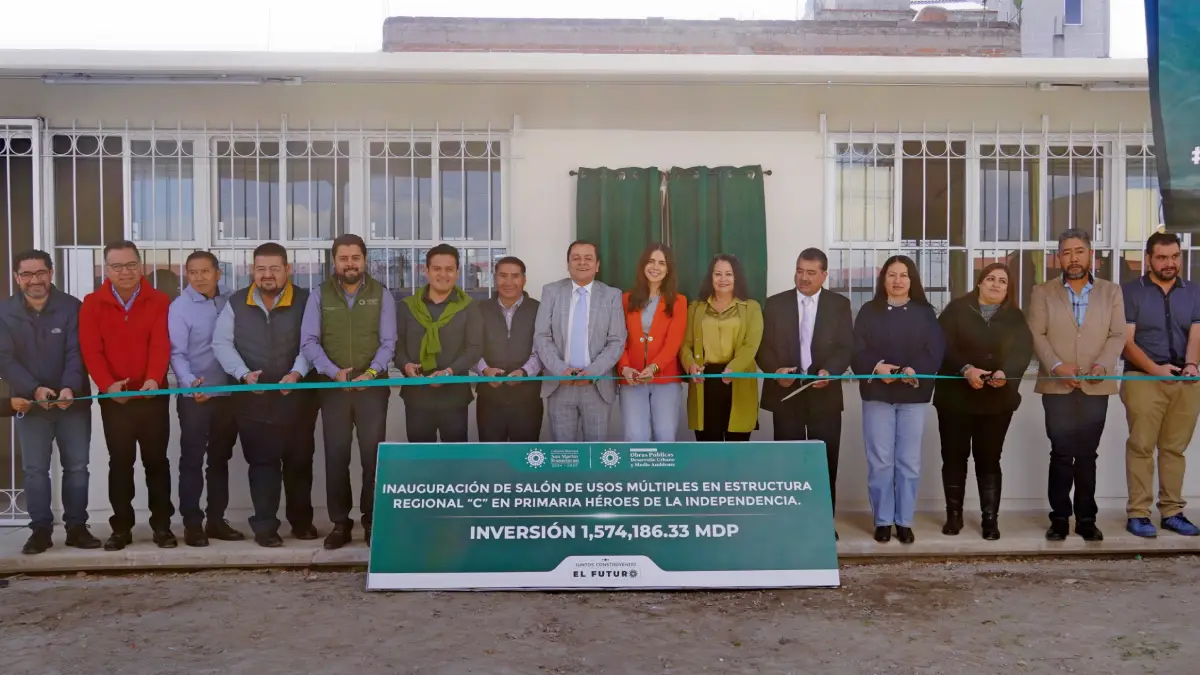 Inaugura Juan Manuel Alonso aula de usos múltiples en primaria Héroes de la Independencia en San Juan Tuxco