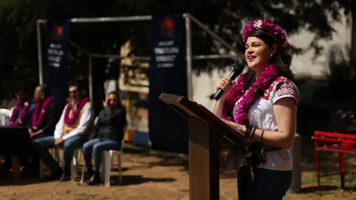 Bachillerato de San Miguel Tenango tendrá más seguridad y bienestar con nueva barda perimetral