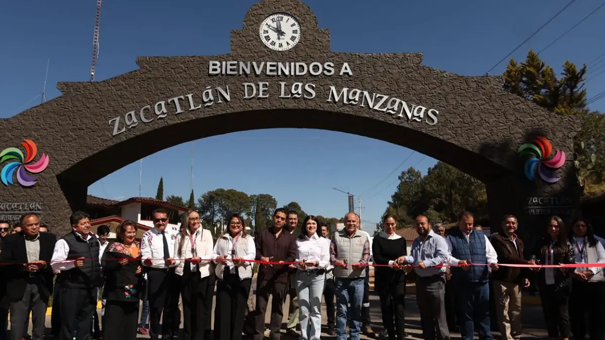 Acceso Sur de Zacatlán tiene nueva imagen; arco dará identidad y pertenencia