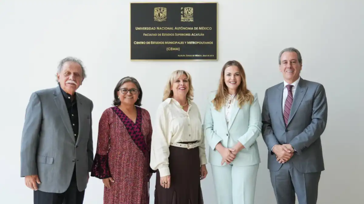 Pepe Chedraui participa en coloquio internacional de la UNAM sobre gobernanza