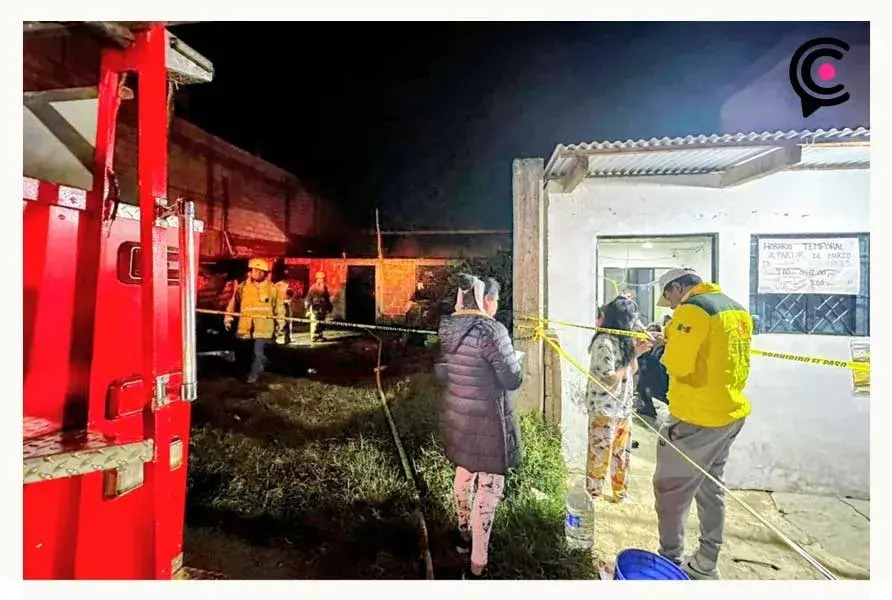 Incendio deja dos menores muertos y tres heridos en Huauchinango, Puebla; un bebé entre las víctimas