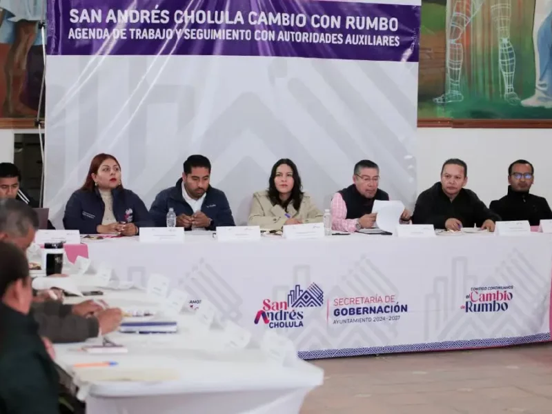 Lupita Cuautle da seguimiento a agenda comunitaria con autoridades auxiliares
