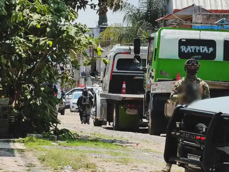 Fiscalía de Puebla desmantela bodega de autopartes robadas en la colonia Jorge Murad
