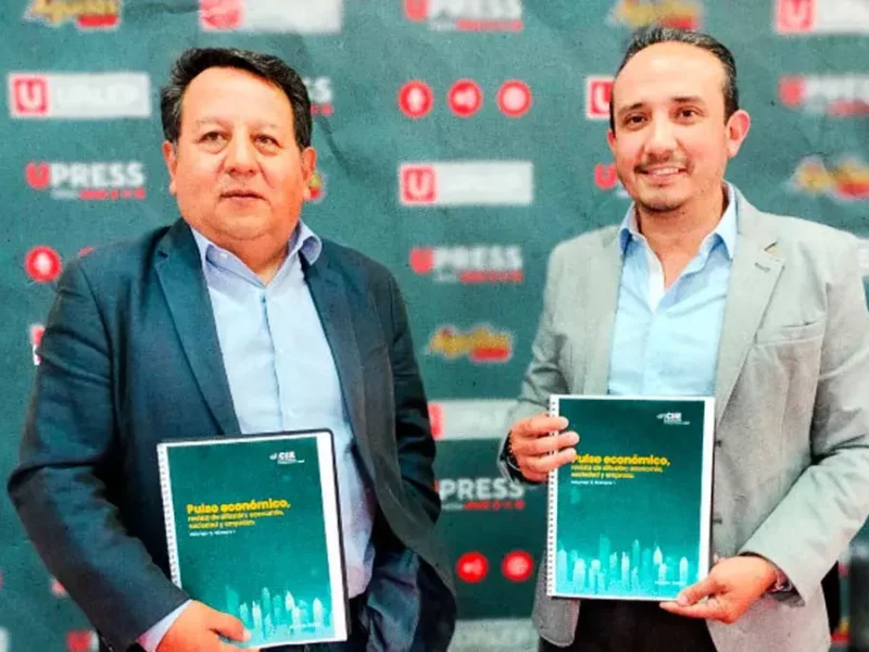 Upaep presenta nueva edición de revista Pulso Económico; analizan retos para México 