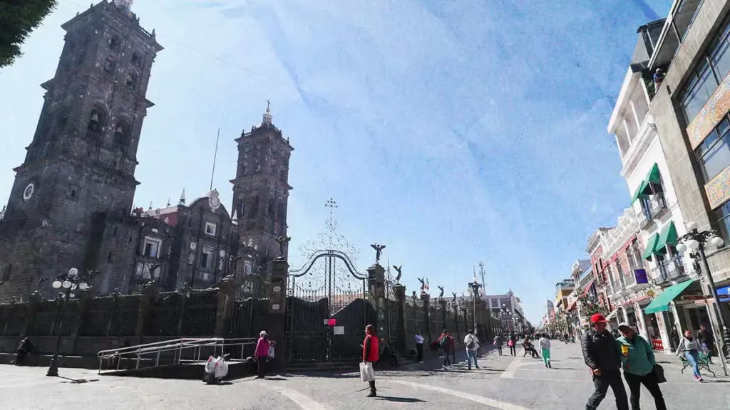 Analizan peatonalizar el Centro Histórico de Puebla los fines de semana