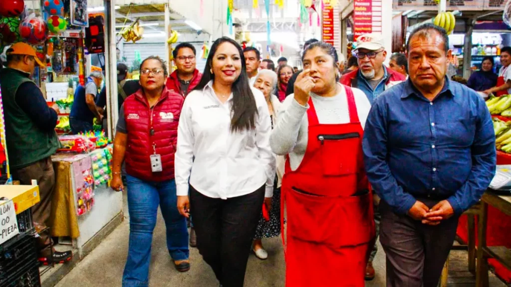 Continúa Tonantzin Fernández mejorando la infraestructura de mercados y tianguis de San Pedro Cholula