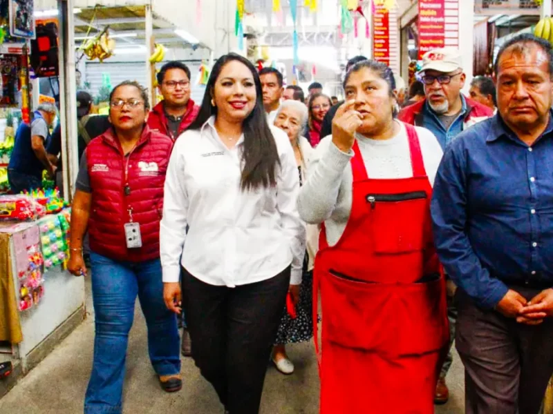 Continúa Tonantzin Fernández mejorando la infraestructura de mercados y tianguis de San Pedro Cholula