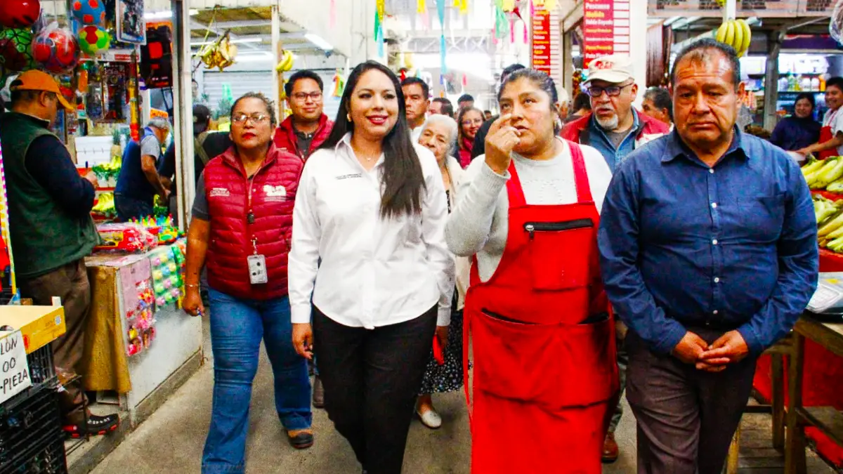 Continúa Tonantzin Fernández mejorando la infraestructura de mercados y tianguis de San Pedro Cholula