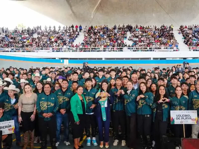 Abanderan a atletas de Puebla rumbo a la Olimpiada Nacional 2026