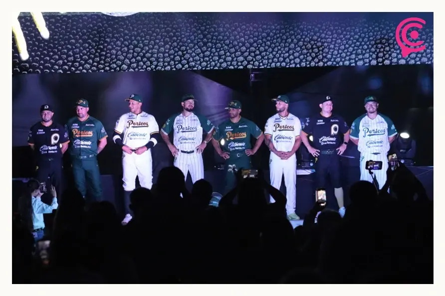 Pericos de Puebla presentan su roster oficial y nuevos uniformes para la temporada 2026