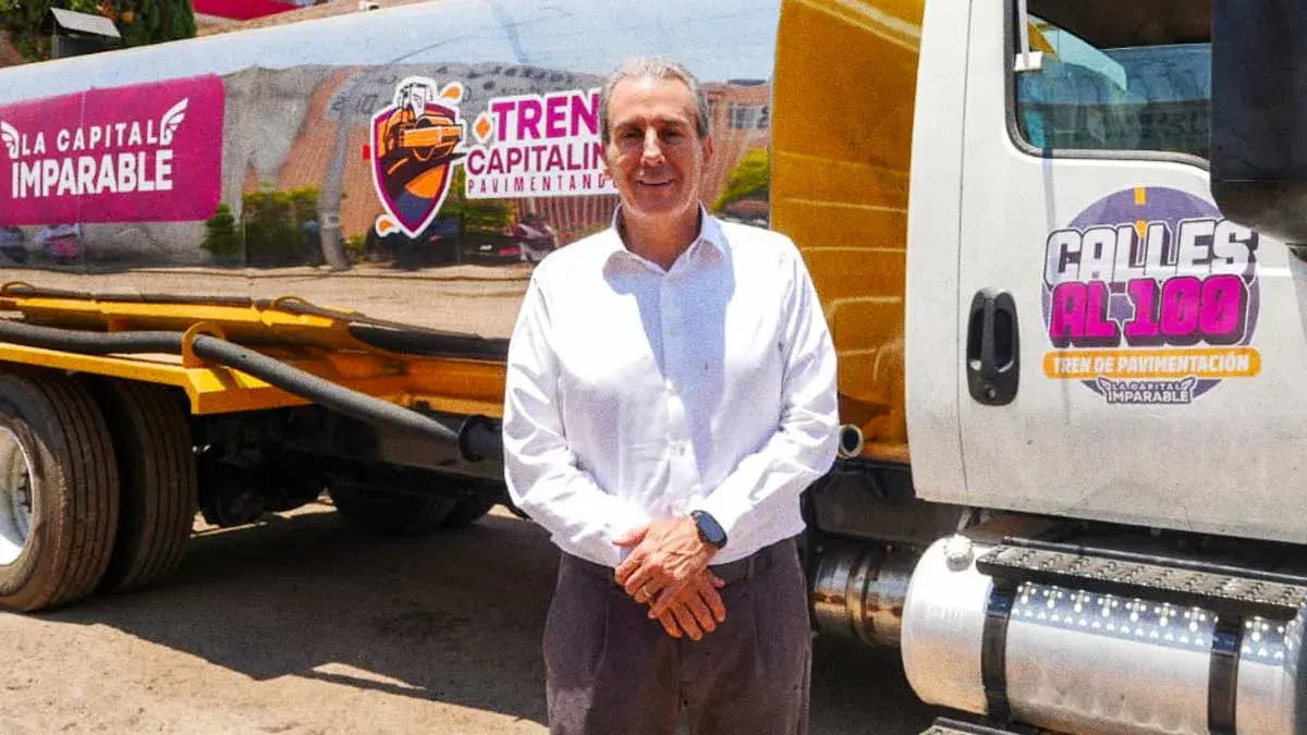 Ayuntamiento de Puebla presenta tren de pavimentación por 33 mdp; promete ahorros en obra pública