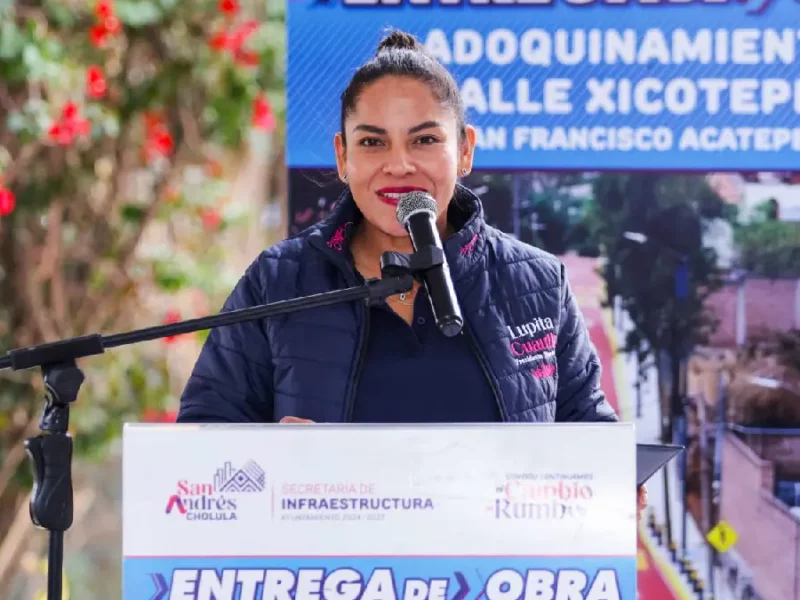 Mejora Lupita Cuautle espacios públicos con entrega de obra en San Francisco Acatepec