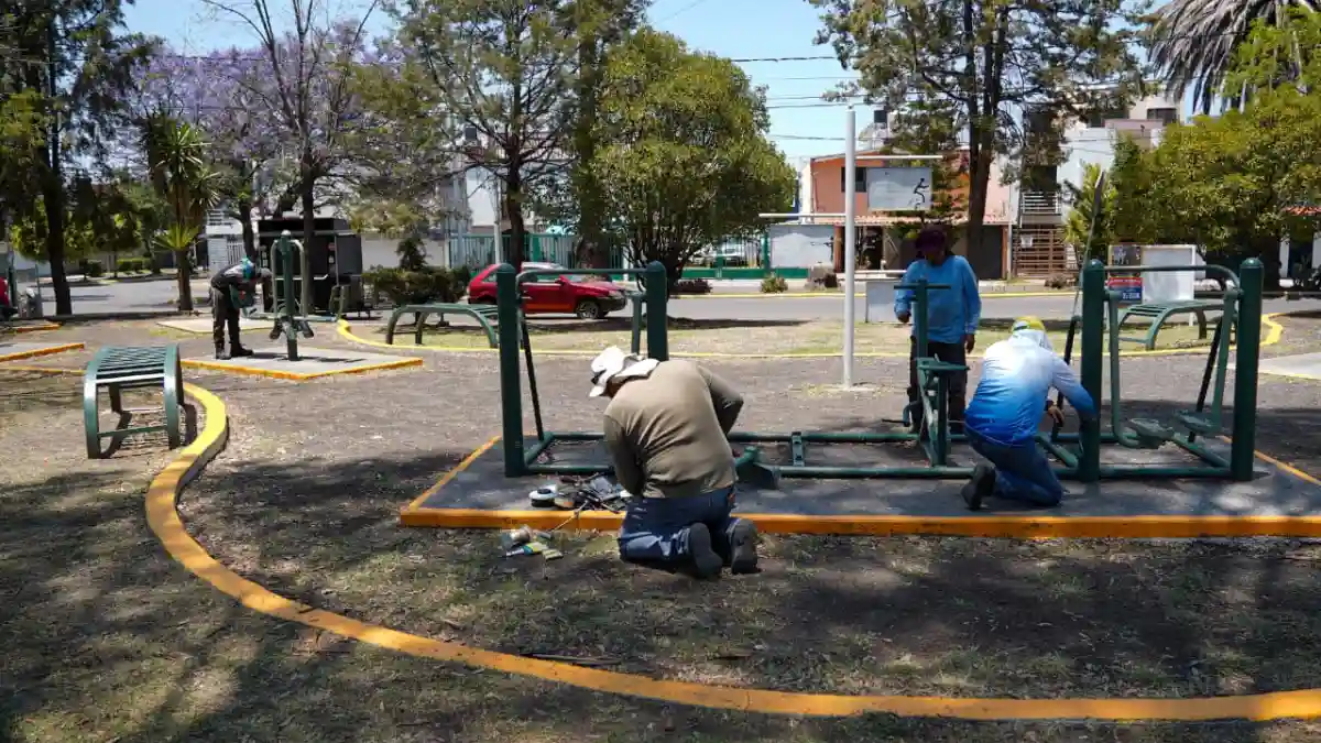 Fortalece Gobierno de Pepe Chedraui mantenimiento de mobiliario urbano en parques para el bienestar de las familias