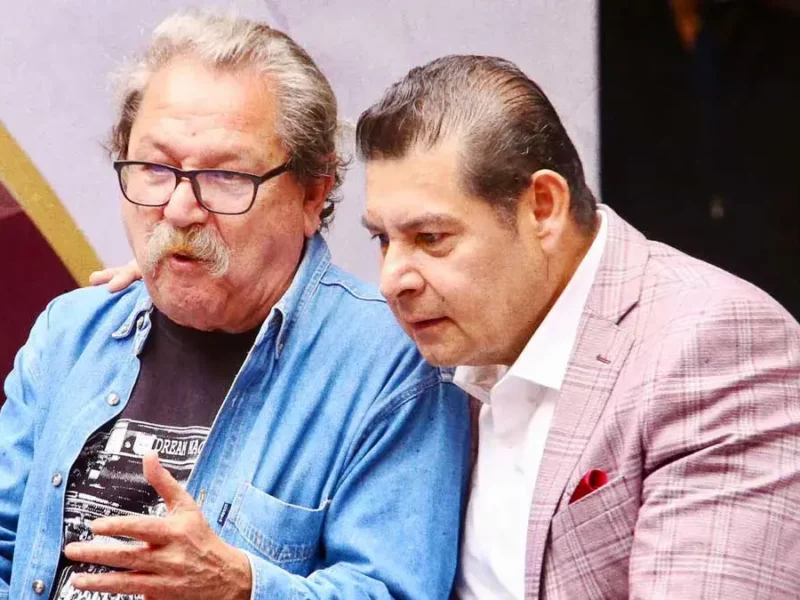 Desde Puebla, Taibo II arremete contra “arribistas en la 4T”; reconoce a ciudadanos comprometidos