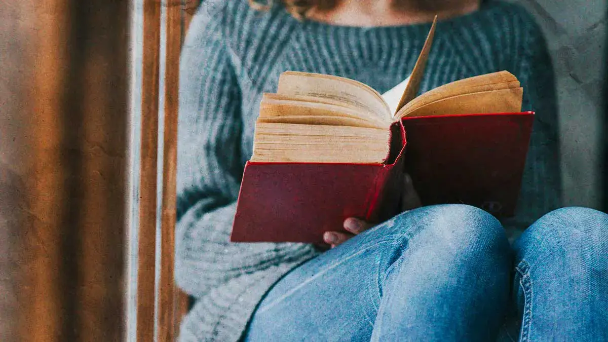 Académicos Upaep resaltan la lectura como base del pensamiento crítico en la era digital