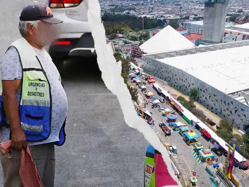 Franeleros exigen hasta 500 pesos por estacionamiento en vía pública de la Feria de Puebla