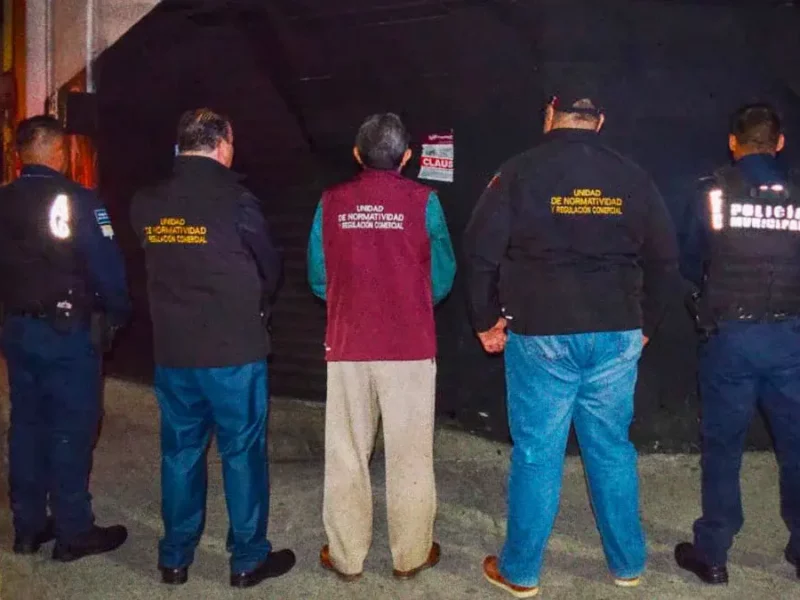 Ayuntamiento de Puebla cierra cinco bares cerca de CU; operaban sin permisos ni medidas de seguridad