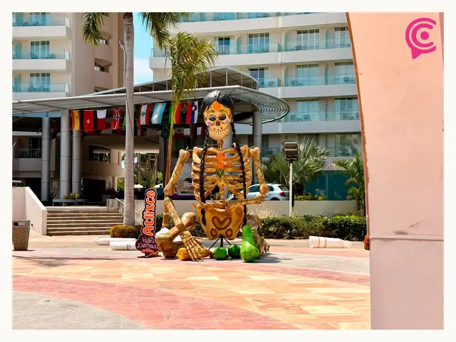 Catrina de Atlixco representa a Puebla en el Tianguis Turístico de Acapulco