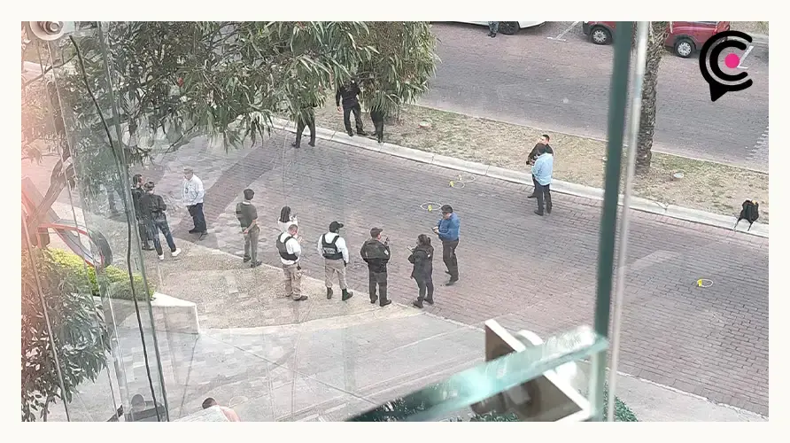 Motociclistas balean a pasajeros de una camioneta en Sonata de Lomas Angelópolis