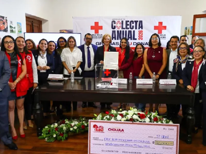 Desde San Pedro Cholula, Tonantzin Fernández da inicio a la Colecta Anual de la Cruz Roja