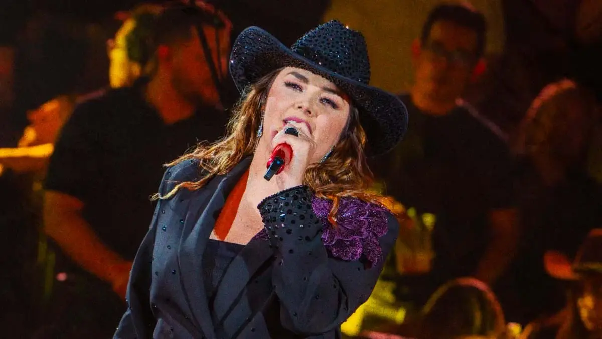 Yuridia llena el Palenque de Puebla 2026 y sorprende con Edith Márquez