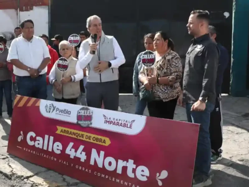 Encabeza Pepe Chedraui trabajos de rehabilitación vial en la colonia San Luis Gonzaga