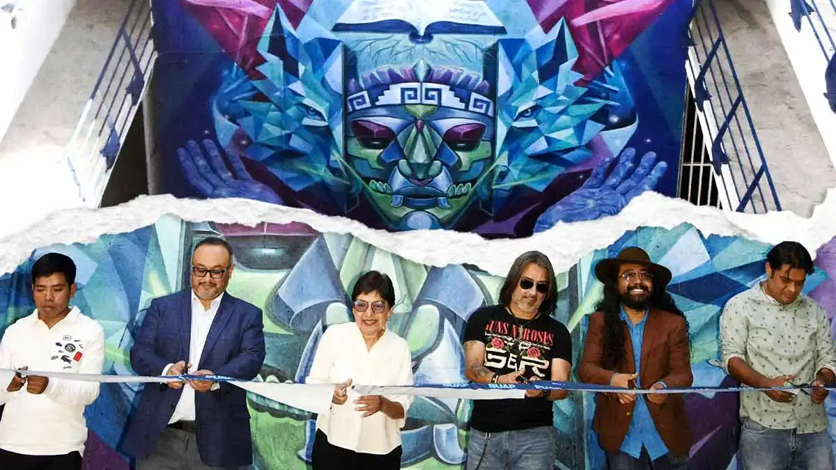 Lilia Cedillo inaugura “Geometría de la vida, tejido de saberes”, impresionante mural en Medicina BUAP