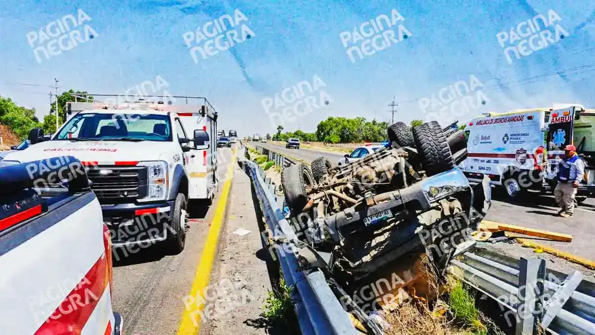 Choque y volcadura dejó una persona muerta y cuatro heridas en la autopista Puebla-Orizaba