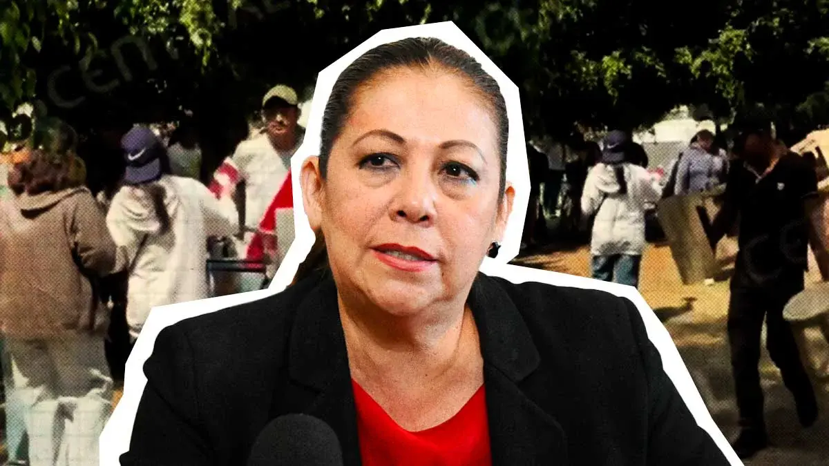 Laura Artemisa convierte el Desfile del 5 de Mayo en escaparate político con abanicos y loterías