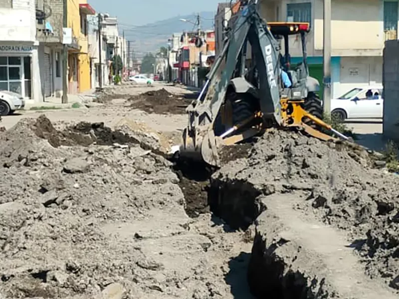 Sosapatex rehabilitó casi 500 metros de red de drenaje en calle Mariano Escobedo de Texmelucan
