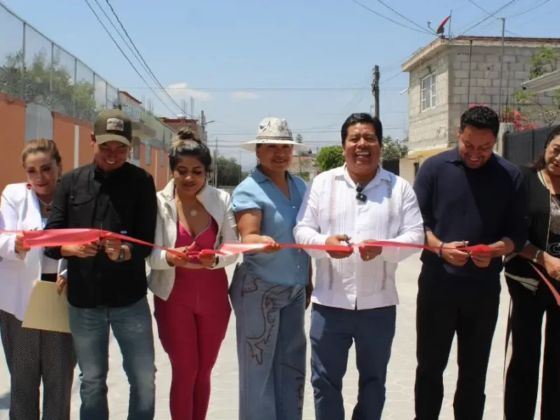 Obra en el barrio de San José fortalece la movilidad en el centro de Tecamachalco