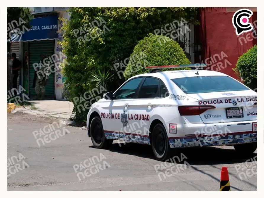 Motosicarios desatan balacera en Mercado Morelos, Puebla; niño y dos mujeres heridas, hay detenidos