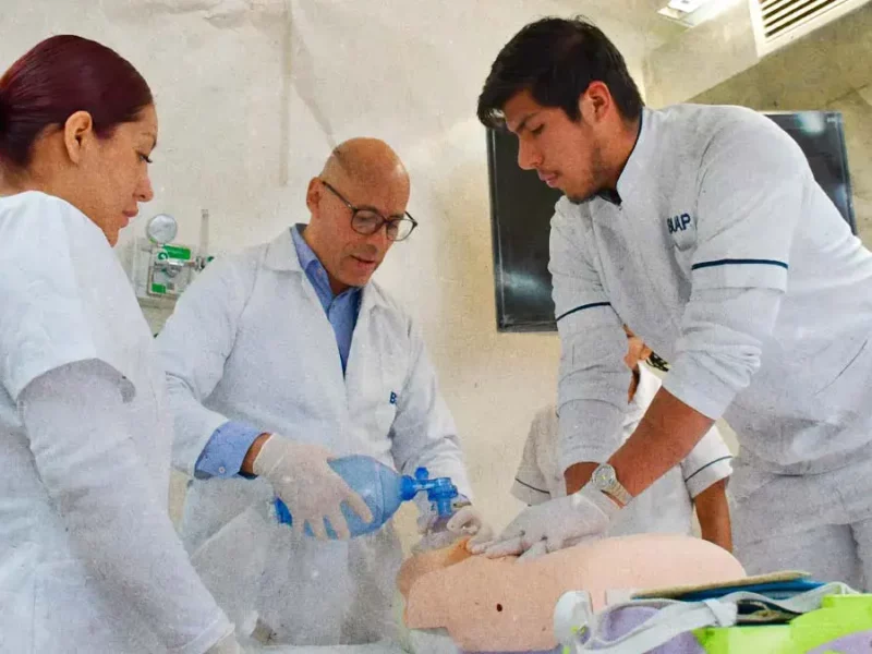BUAP eleva estándares de salud y atención de emergencias cardiovasculares con certificación internacional