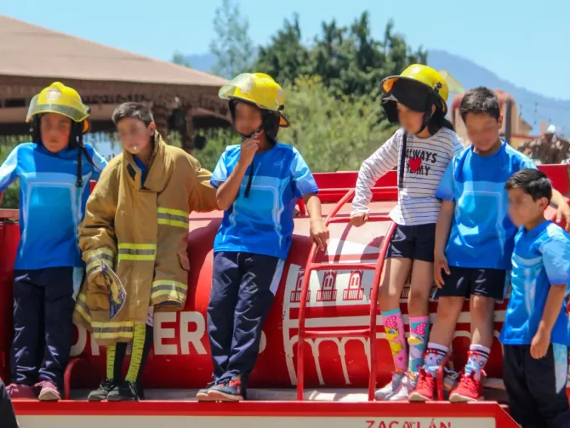 Más de 200 niñas y niños participan en el Día del Pueblito