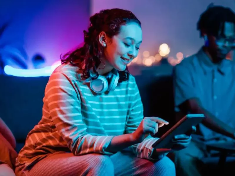 Cómo la tecnología facilita el acceso a compras de entretenimiento