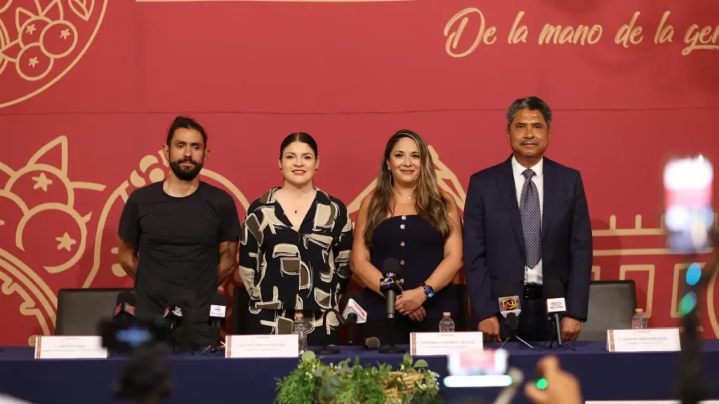 Inauguran la exposición “Patrimonio” de Santiago Arau en Zacatlán