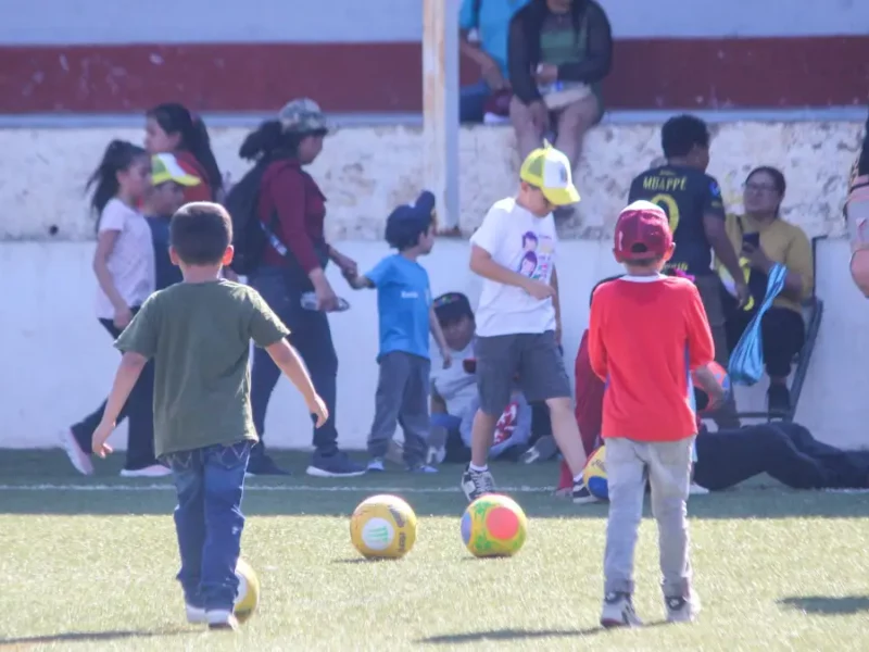 Más de 750 niñas y niños disfrutaron de su día en Zacatlán