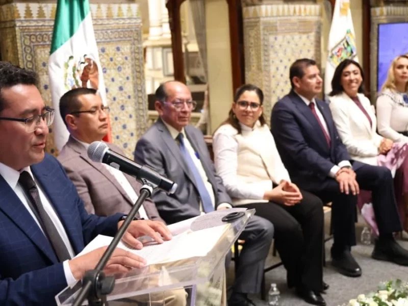 Devela Congreso del Estado placa para nombrar el Salón de Protocolo “Elena Garro” en la Antigua Sede