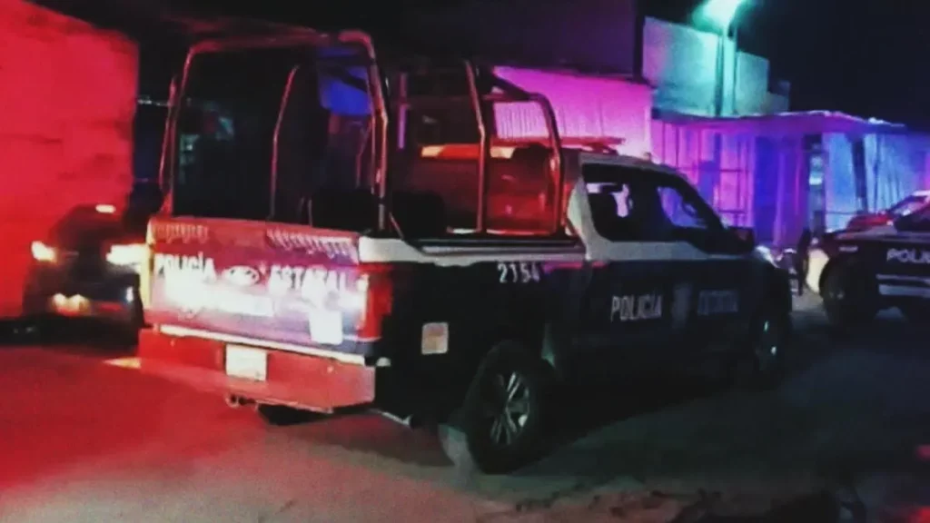 Asesinan a un carnicero con varios balazos frente a una capilla, en San Martín Texmelucan