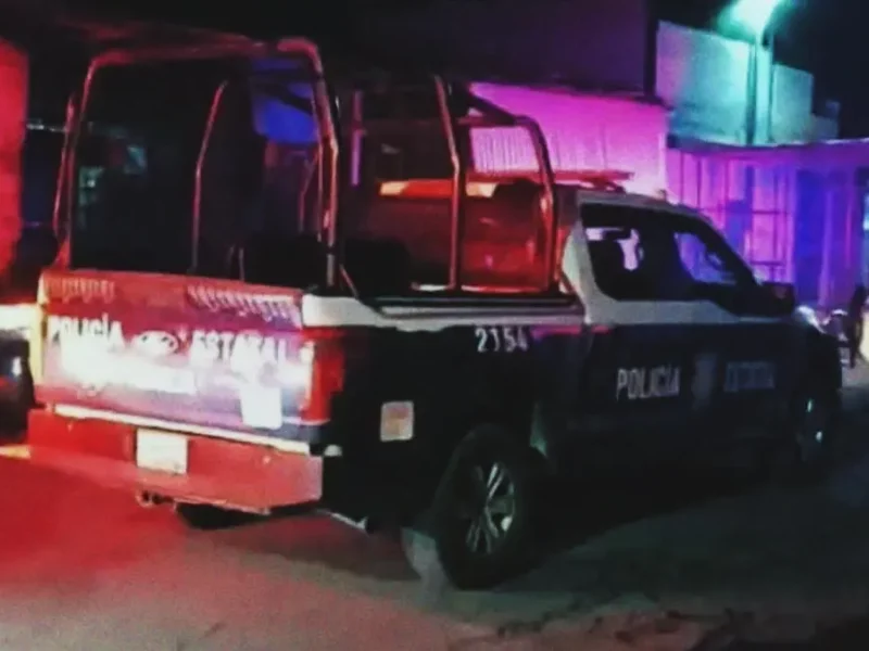 Asesinan a un carnicero con varios balazos frente a una capilla, en San Martín Texmelucan