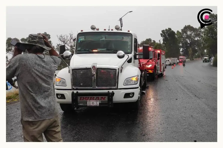 Choque múltiple dejó un hombre muerto y seis personas lesionadas en Periférico Ecológico de Puebla