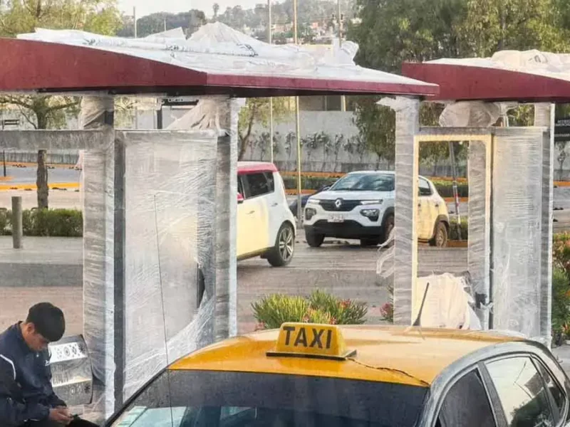 Obra del Paseo de los Campeones avanza en Calzada Zaragoza pese a controversias y críticas en Puebla
